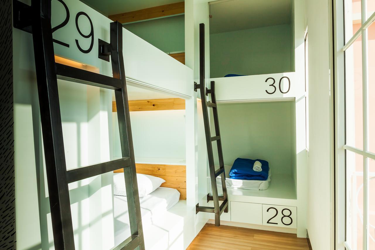 Travel Light Hostel Pattaya Eksteriør bilde